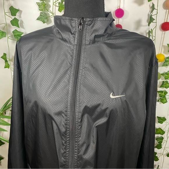 Nike Black The Athletic Department Vintage Windbreaker Lightweight Jacket LARGE - Picture 3 of 12